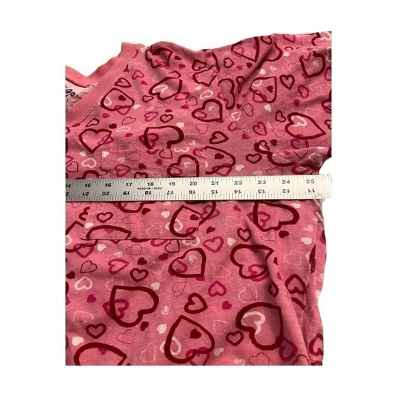 Dreams & Co V Neck Hearts All Over Sleep Shirt Pink 100% Cotton Size M/L - Picture 3 of 5